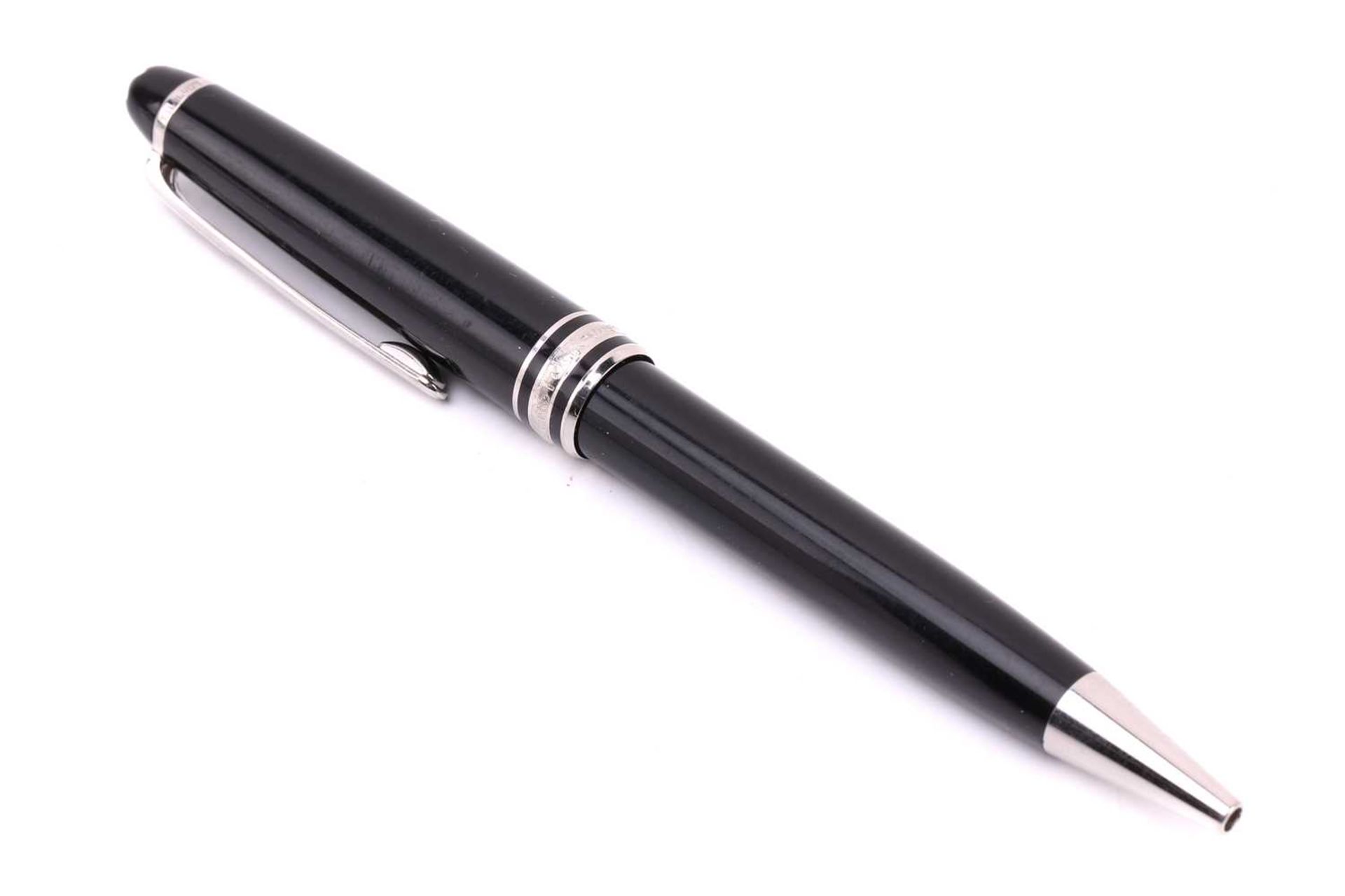 Montblanc - Meisterstück Pix classique ballpoint pen, with twist-action black resin barrel and