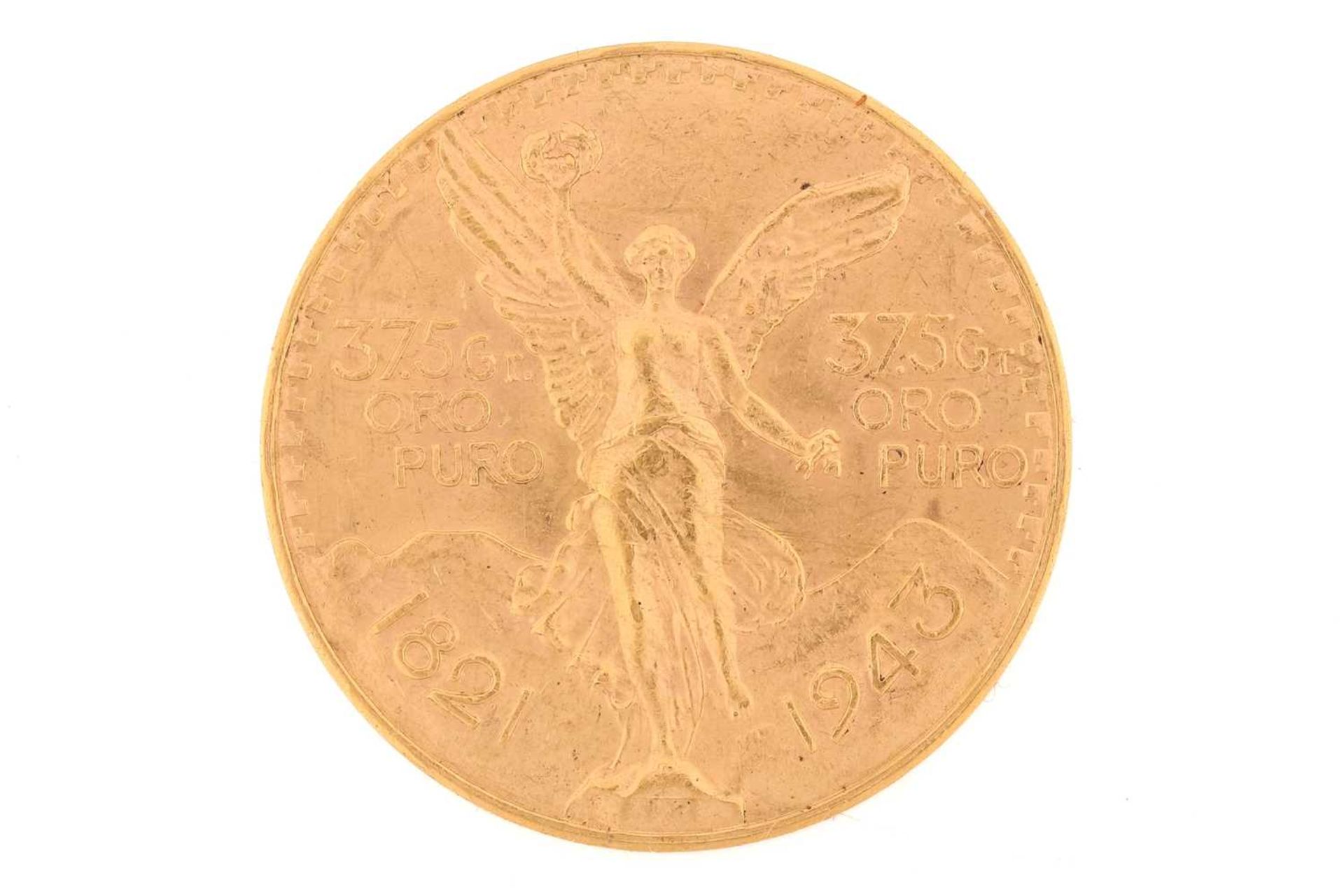 Mexico - Gold 50 peso, 1943, obv: Victory standing, flanked by 37.5gr Oro Puro, 1821 - 1943, rev: