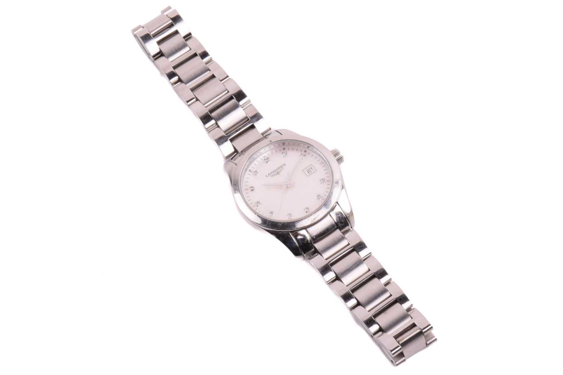 A Longines Classic lady's wristwatch, featuring a Swiss-made quartz movement in a steel case - Image 6 of 8