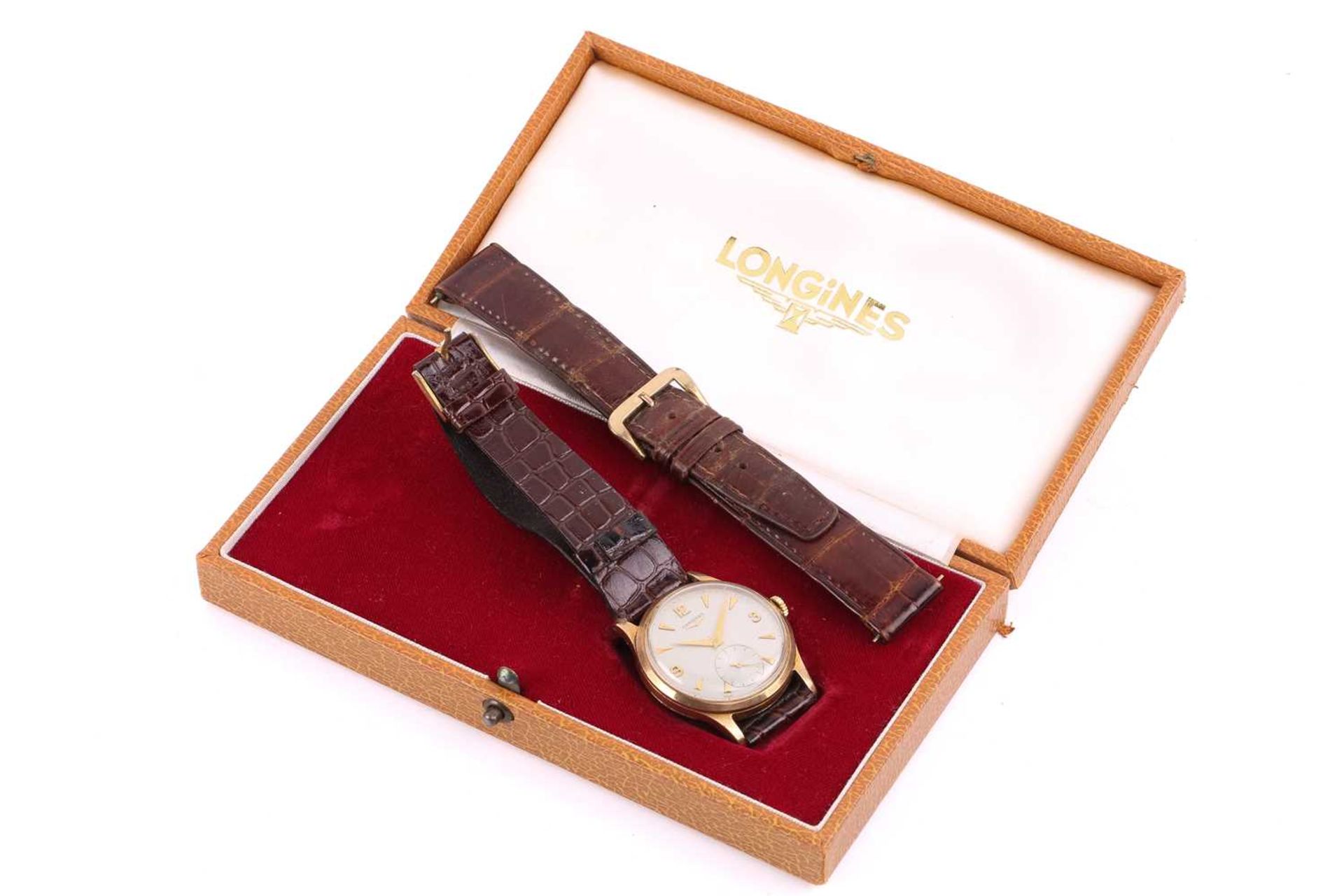 A Longines 9ct gold dress watch, featuring a Swiss-made hand-wound movement in a 9ct yellow gold - Image 2 of 12
