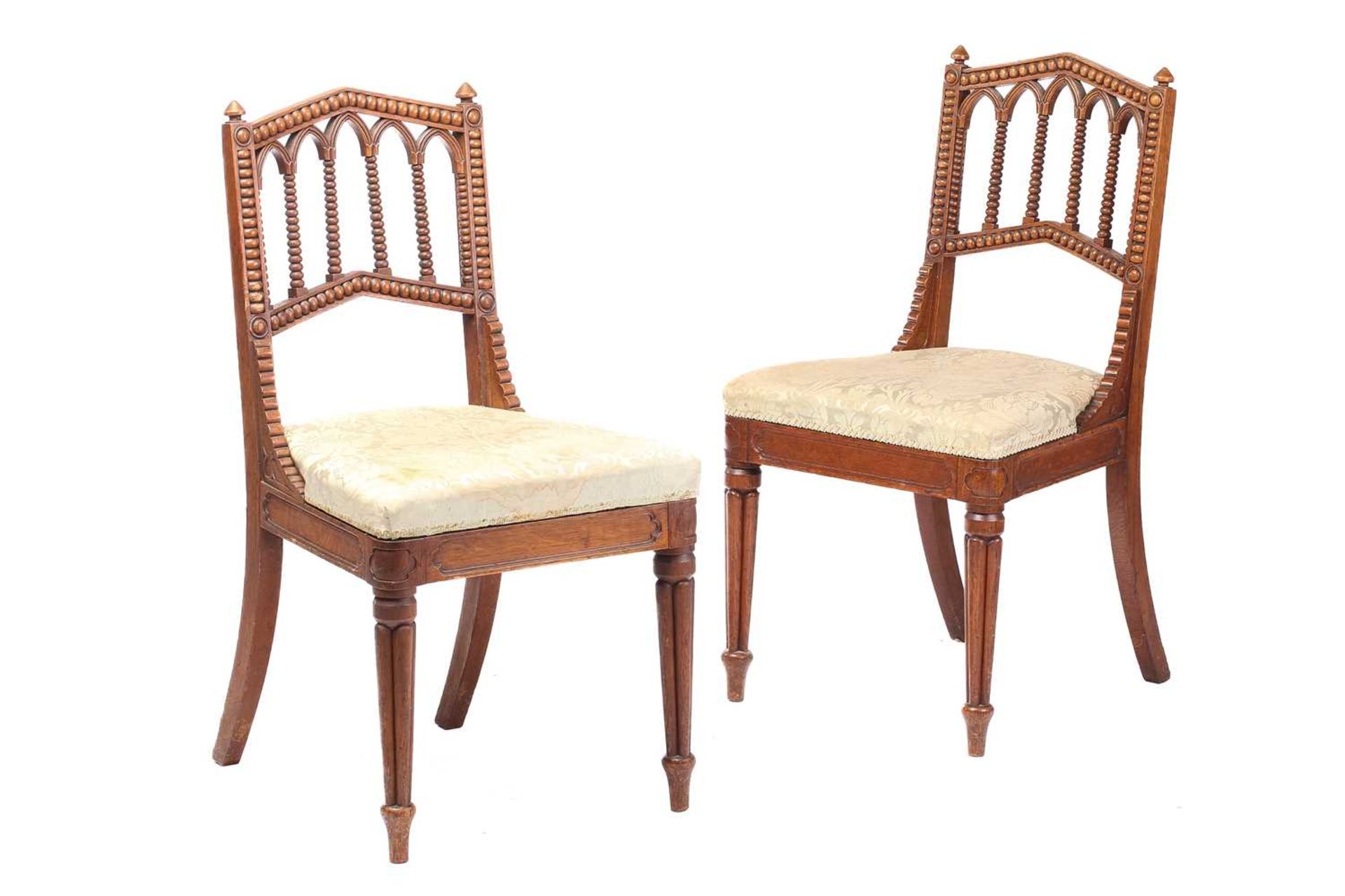A matched set of six William IV oak Gothic revival side chairs possibly by Gillows of Lancaster - Image 3 of 13