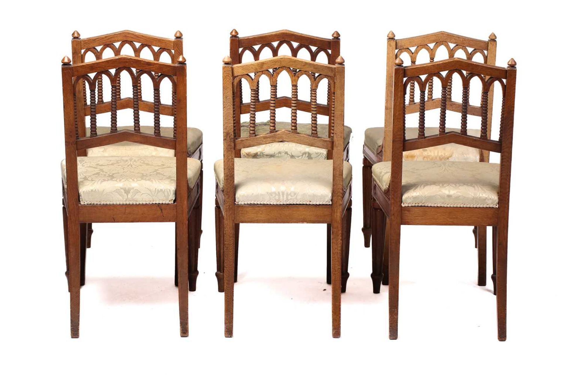 A matched set of six William IV oak Gothic revival side chairs possibly by Gillows of Lancaster - Image 5 of 13