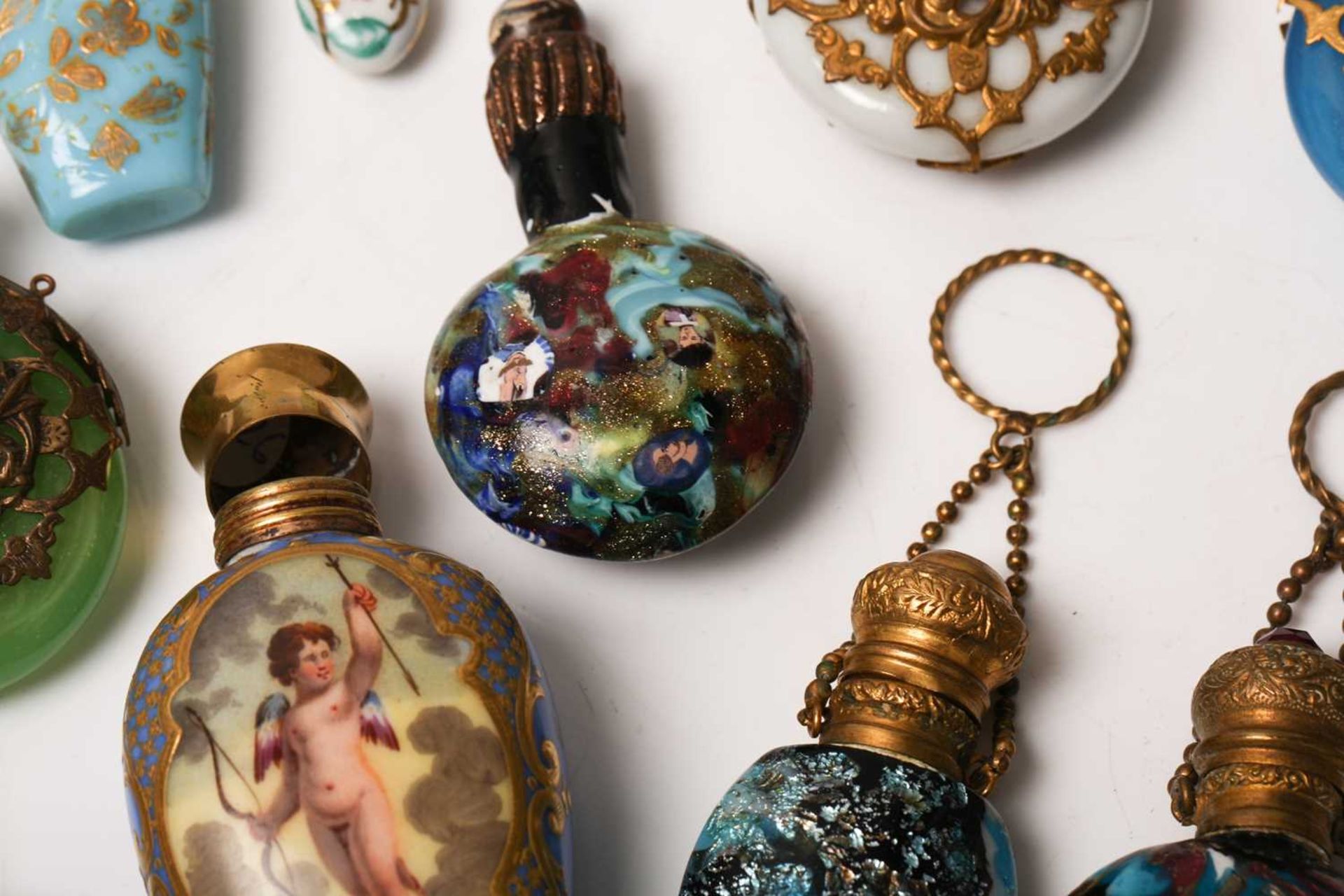 A good collection of miniature Continental ceramic and Murano glass scent bottles, many with gilt - Image 11 of 19