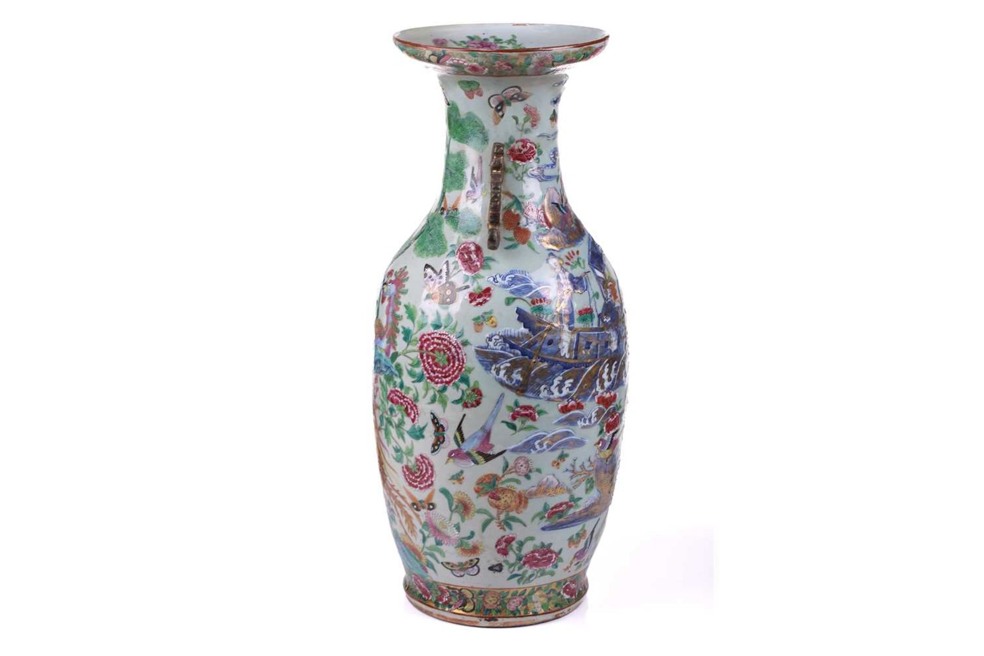 A large Chinese Famile Rose baluster vase, Qing Dynasty, probably Daoguang, with stylized fungus - Bild 20 aus 20