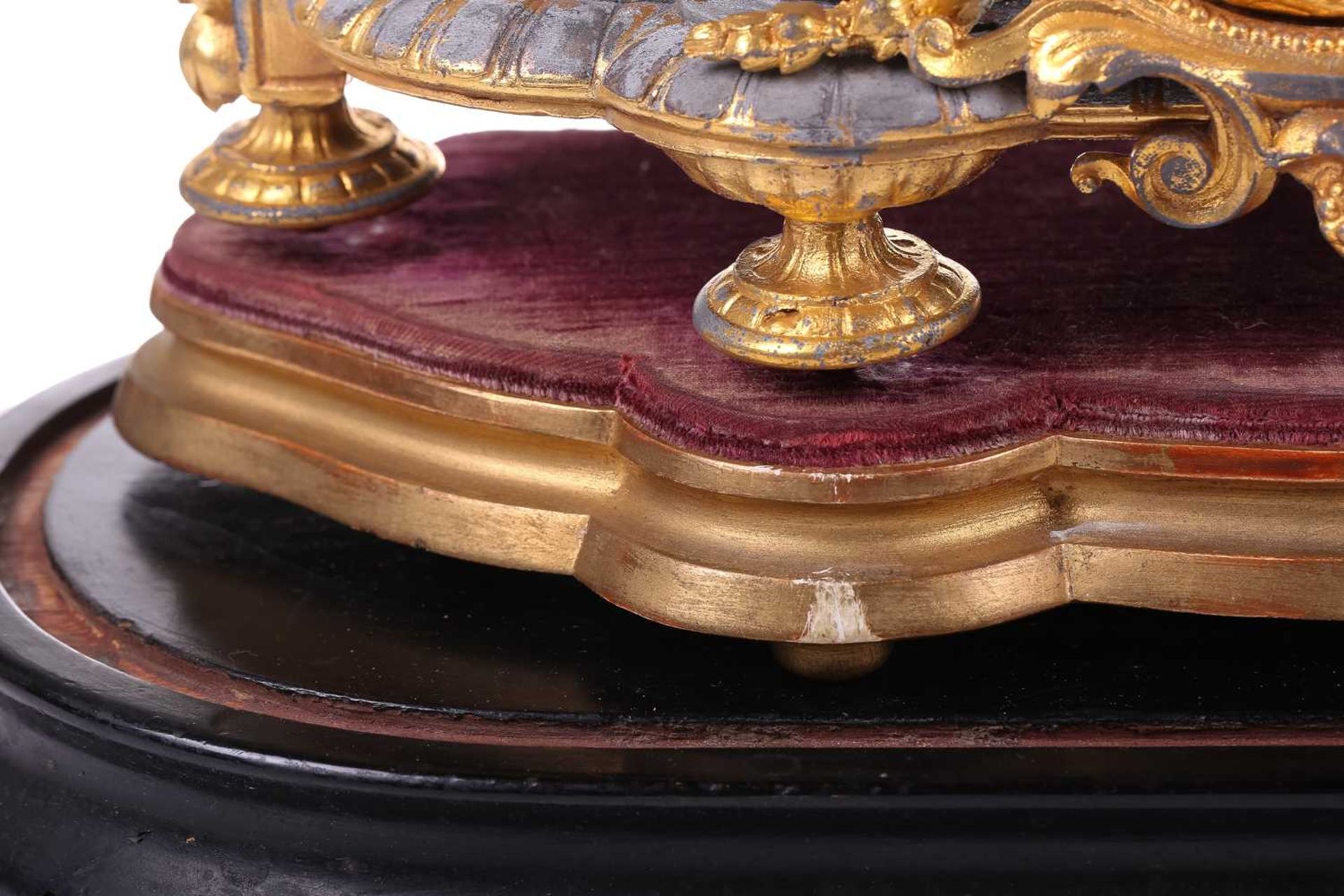 A late 19th century French parcel gilt spelter clock, depicting a nobleman standing beside a drum - Image 12 of 14