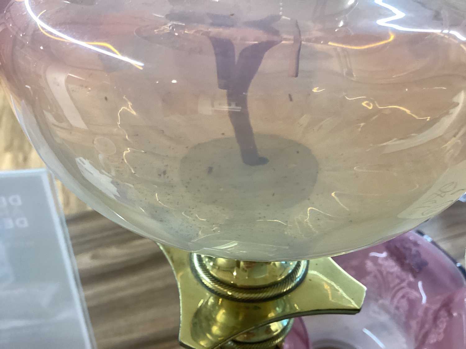 A Victorian brass oil lamp with vaseline and cranberry glass reservoir and diffuser (now fitted - Image 15 of 15