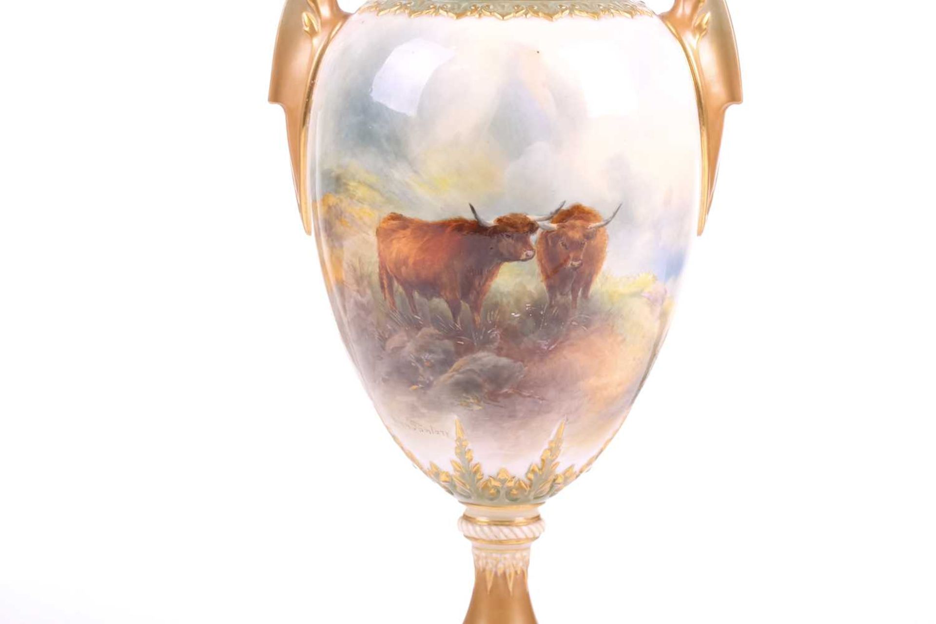 A John Stinton painted Royal Worcester oviform vase (apparently lacking cover), bearing a hand- - Bild 5 aus 7