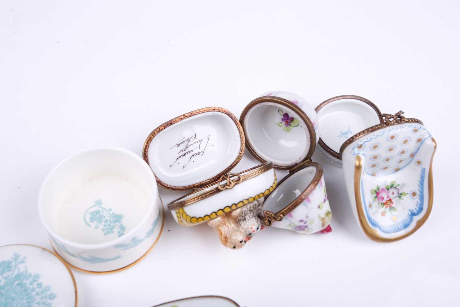 A small collection of Limoges porcelain novelty trinket and pill boxes including boot form box - Image 9 of 13