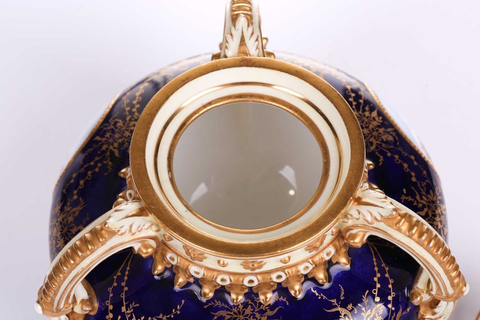 An early 20th century Coalport Bleu de Roi three-handled potpourri and cover and inner lid, The - Image 8 of 10
