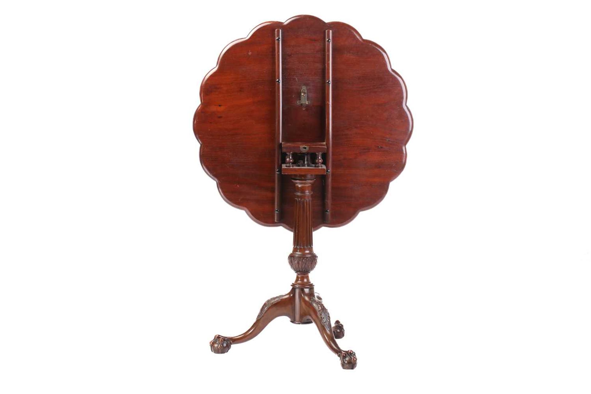 A George III style mahogany revolving supper table, 20th century (but a faithful copy), the circular - Image 3 of 10