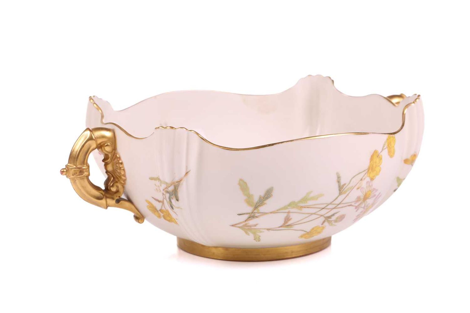 A Royal Worcester shaped square bowl, floral decoration on an ivory ground, gilt line rim, loop - Bild 7 aus 16