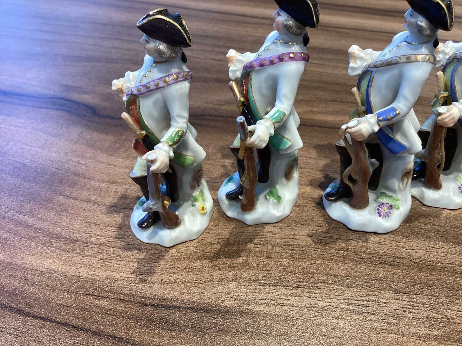 A group of seven Meissen porcelain soldier figures, 20th century after the 18th century originals, - Image 7 of 7