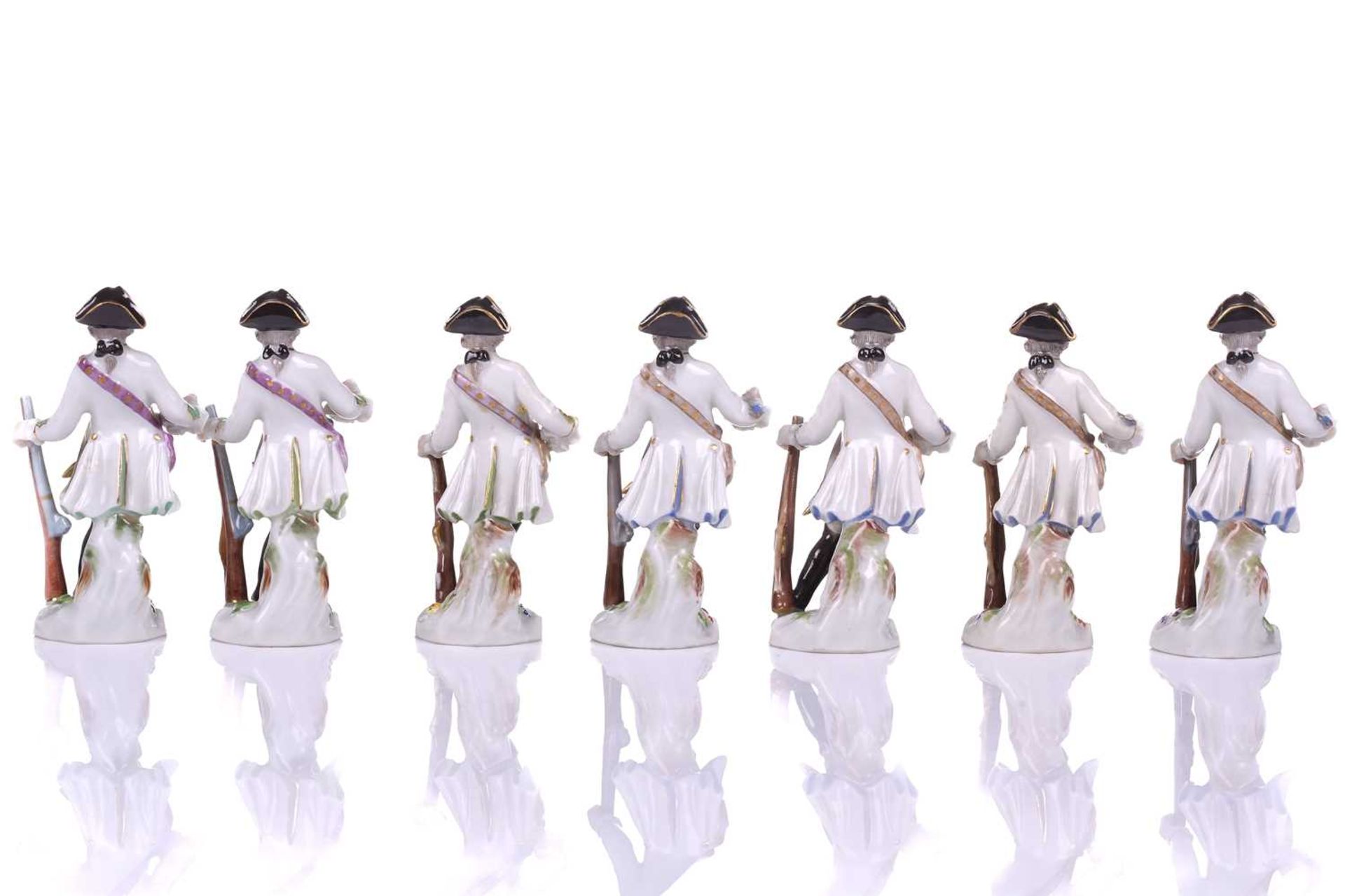 A group of seven Meissen porcelain soldier figures, 20th century after the 18th century originals, - Image 4 of 7