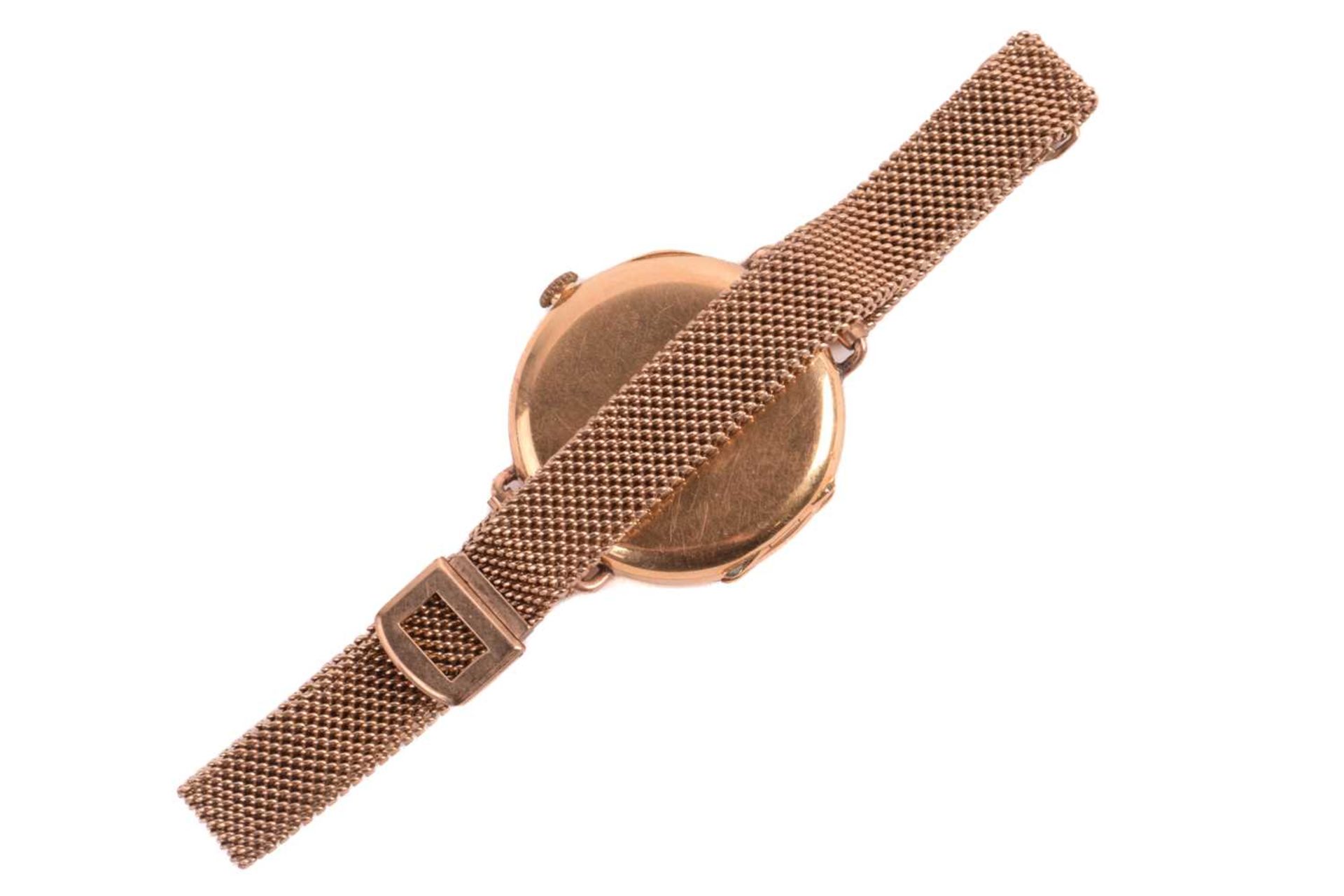 An 18ct gold lady's wristwatch, featuring a hand-wound movement in a yellow gold case hallmarked - Image 5 of 5