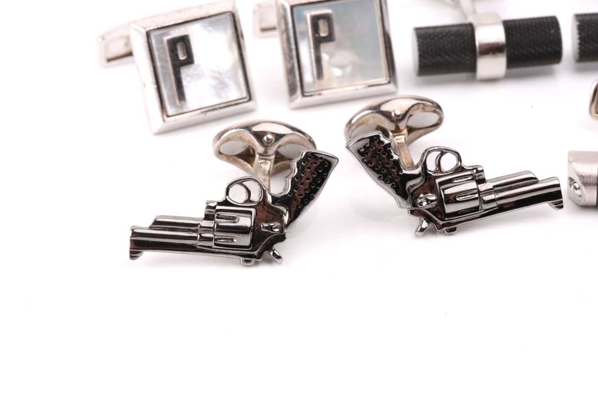 Five pairs of cufflinks; comprising a pair of Dunhill silver cufflinks inset with mother-of-pearl - Image 7 of 7