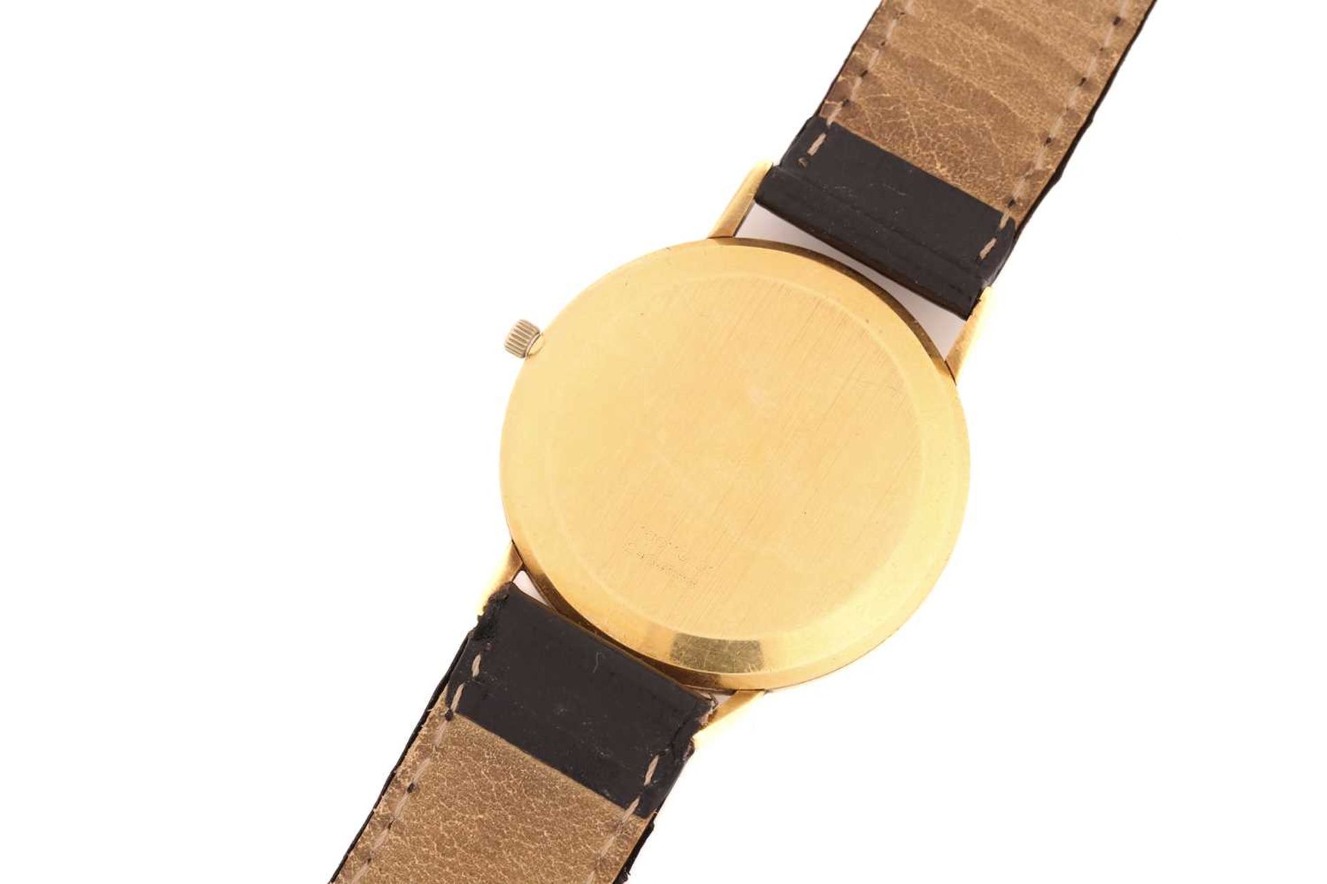 A Universal Geneve golden shadow automatic watch, featuring a Swiss-made automatic movement with a - Image 7 of 12