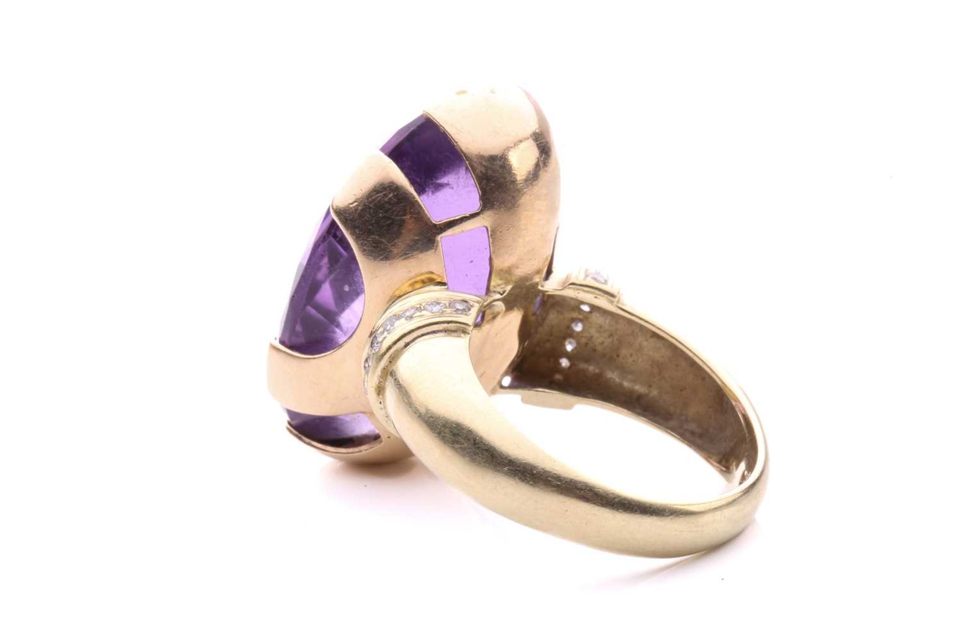 A large amethyst cocktail ring, set with an oval fancy cut amethyst of 25mm x 18mm x 14mm, each - Image 6 of 8