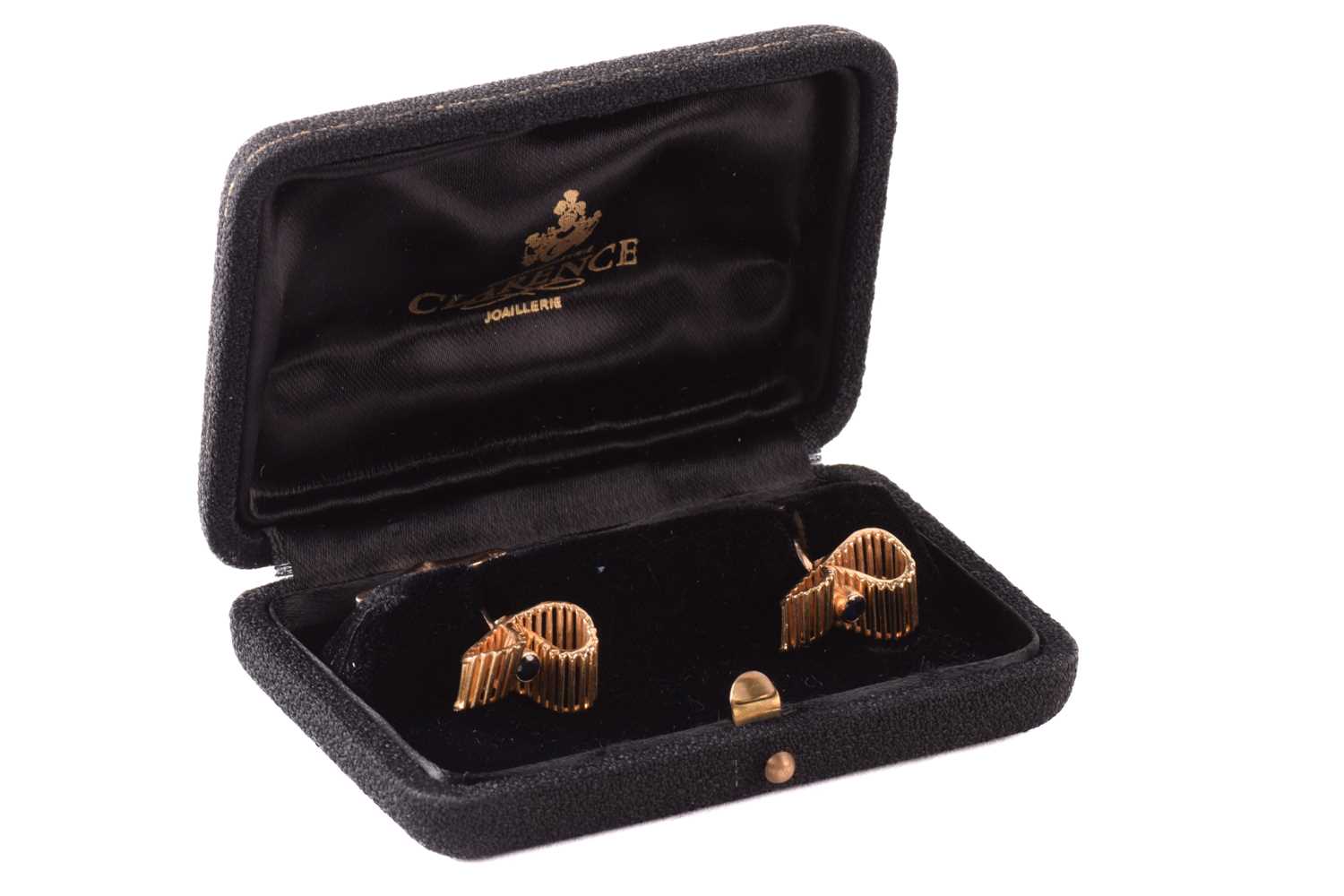 Kutchinsky - a pair of 18ct yellow gold cufflinks set with sapphires, of undulating ribbon design, - Image 2 of 4