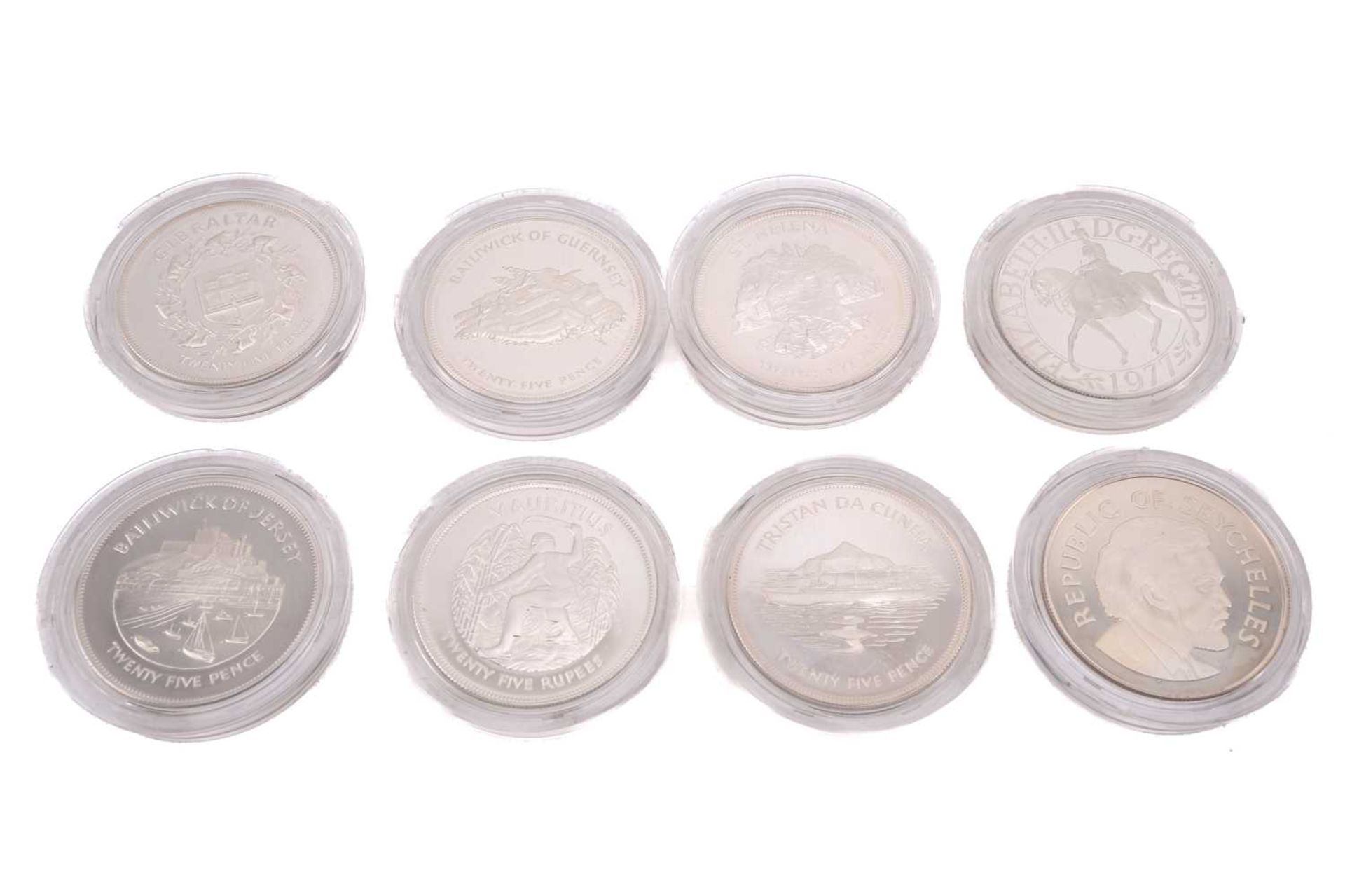 A cased set of eight proof silver encapsulated crown pieces, to commemorate Queen Elizabeth II - Image 4 of 15