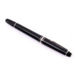 Montblanc - Meisterstück black fountain pen with white-tone hardware, the twist-action cap with