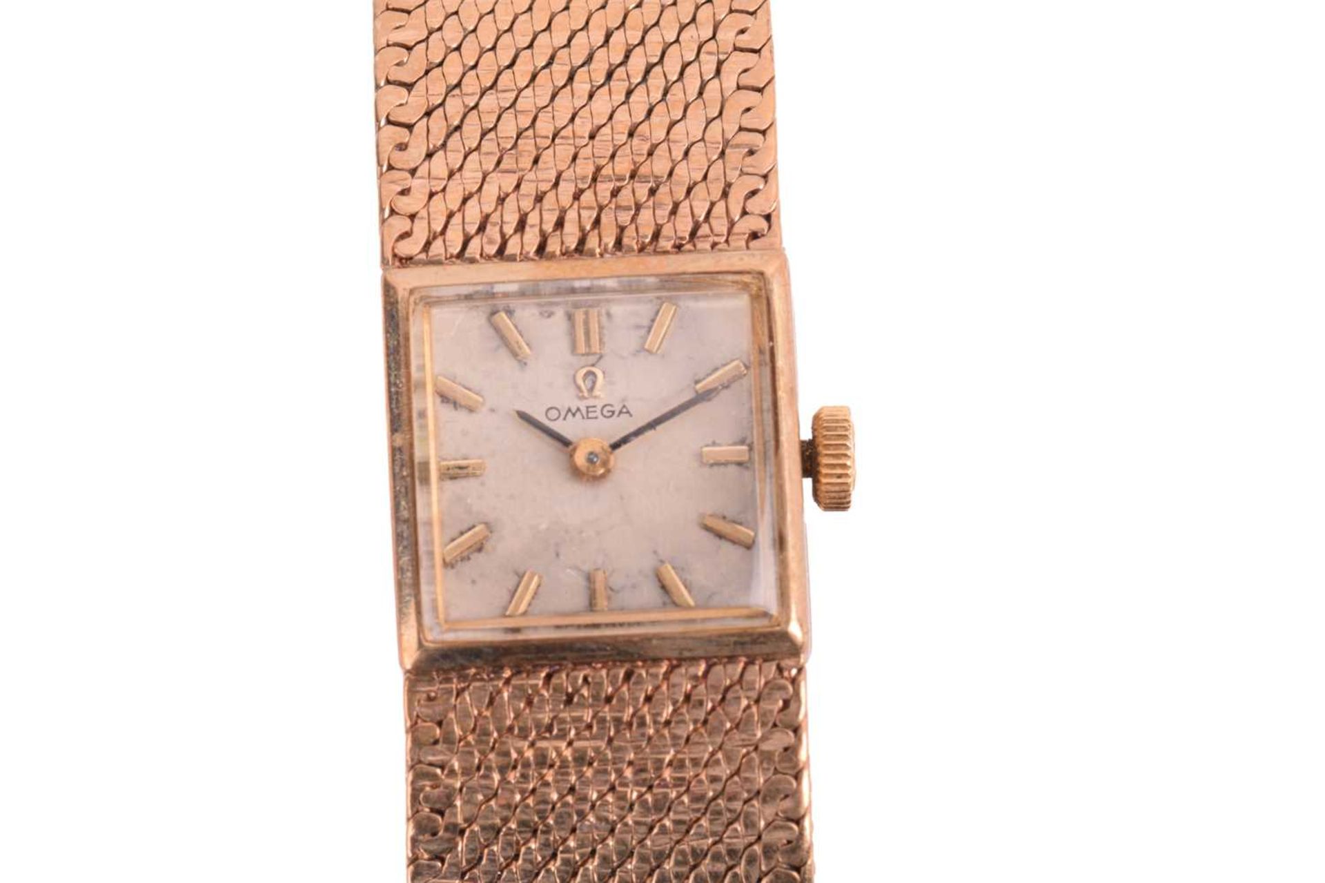An Omega 9ct gold lady's dress watch, featuring a Swiss-made hand-wound mechanical movement in a - Image 3 of 6