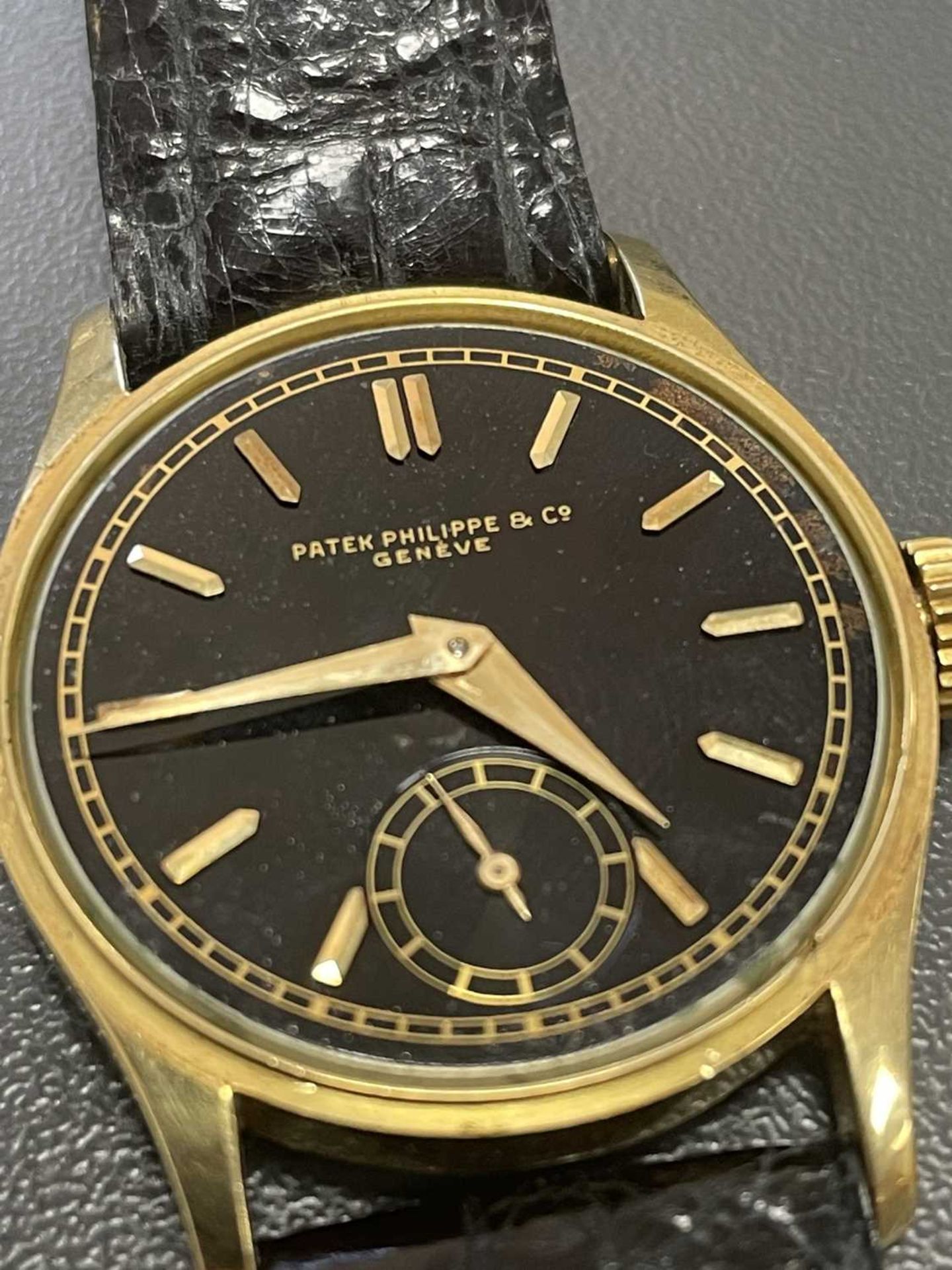 A Patek Phillipe Calatrava Black Dial Ref: 96, featuring a Swiss-made hand-wound mechanical movement - Image 12 of 23