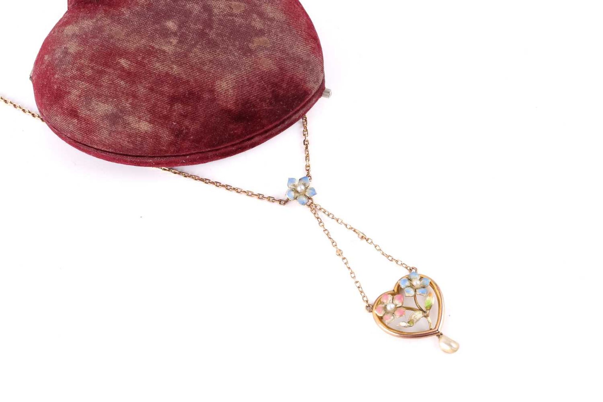 An Edwardian enamel and pearl floral pendant necklace designed as a heart with a spray of flowers in - Image 7 of 8