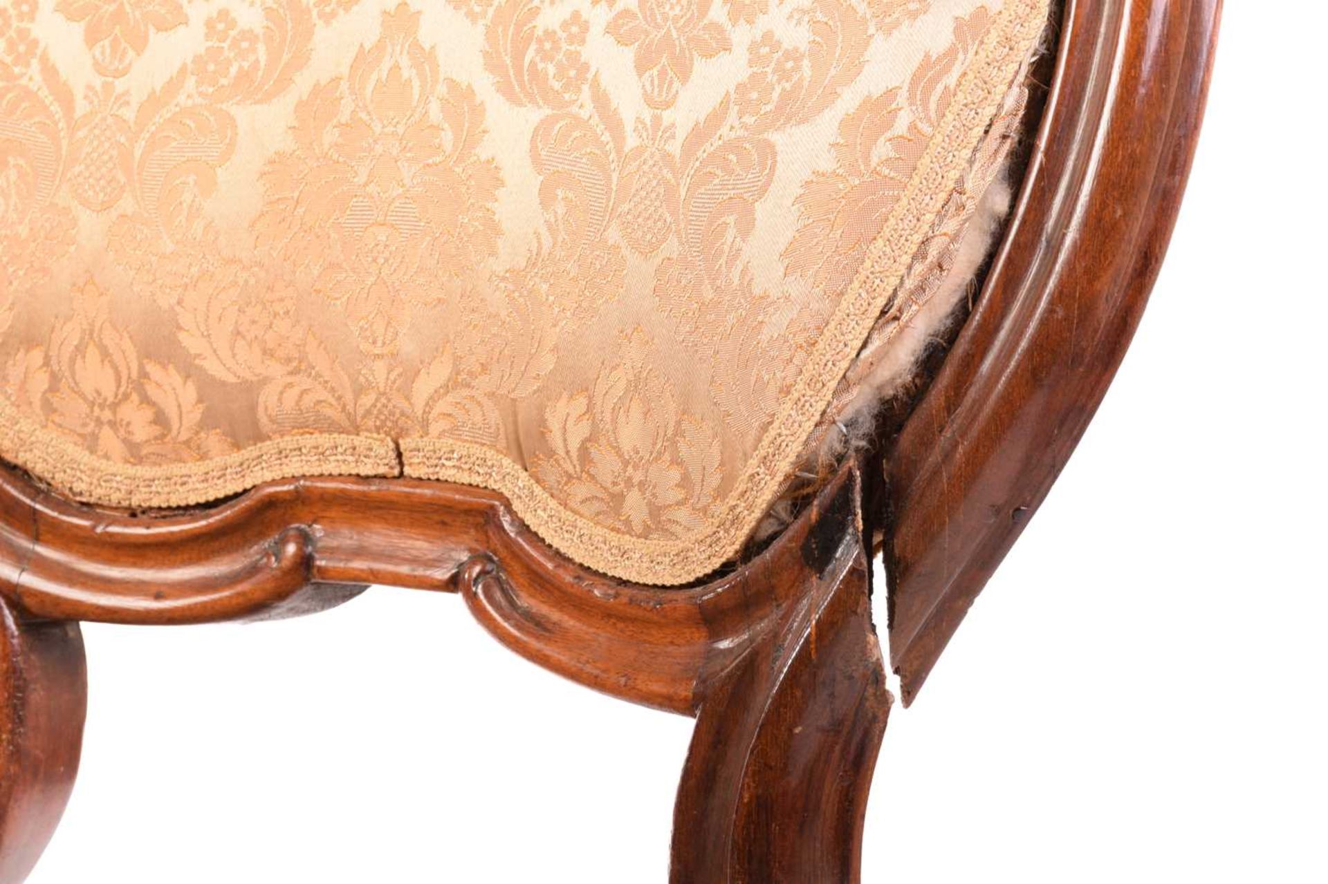 A 19th century matched salon suite, the three-seat settee with shaped back surmounted by a rose - Image 3 of 18
