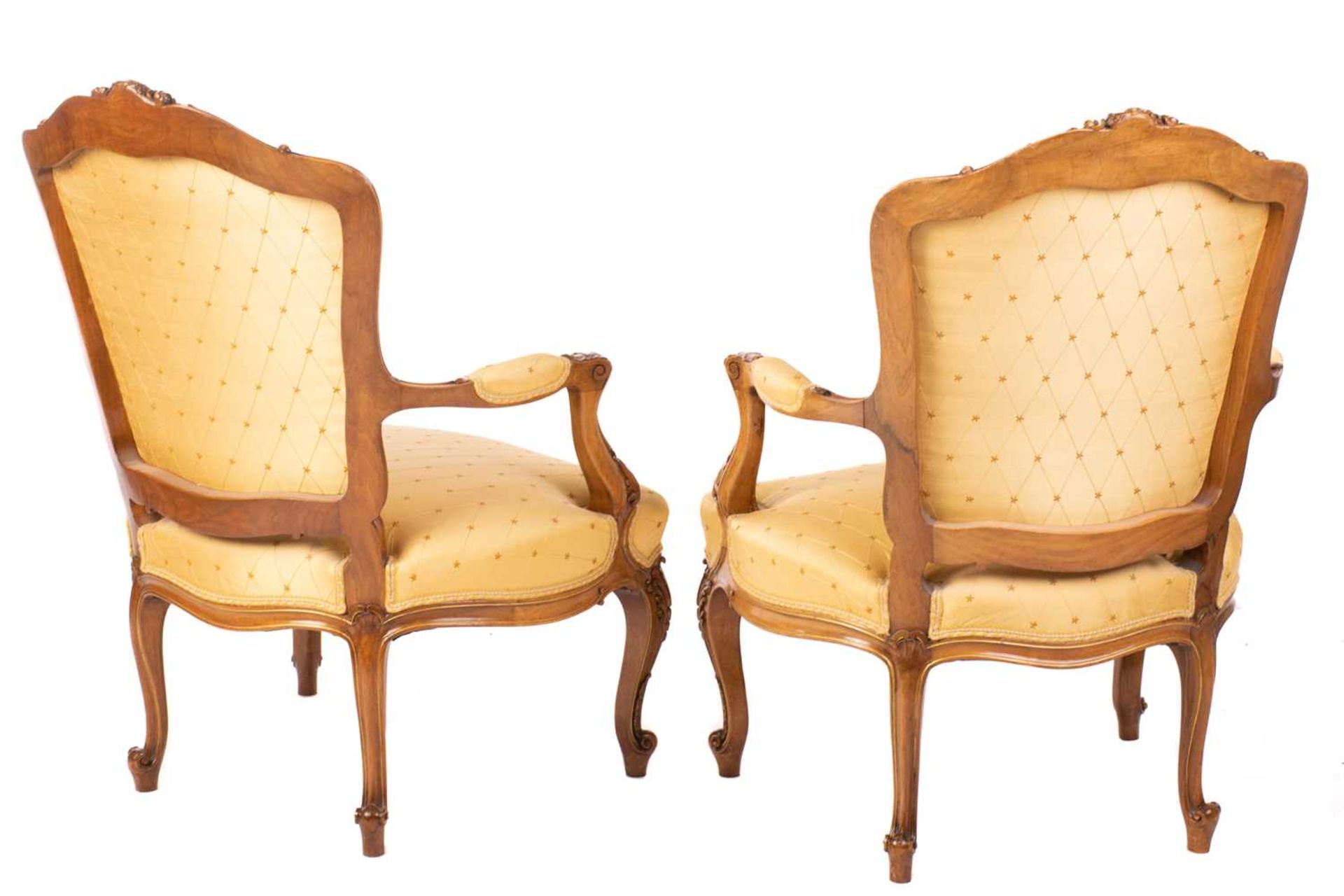 A good quality Louis XV-style walnut framed salon suite comprising a two-seat canape and a pair of - Image 7 of 9