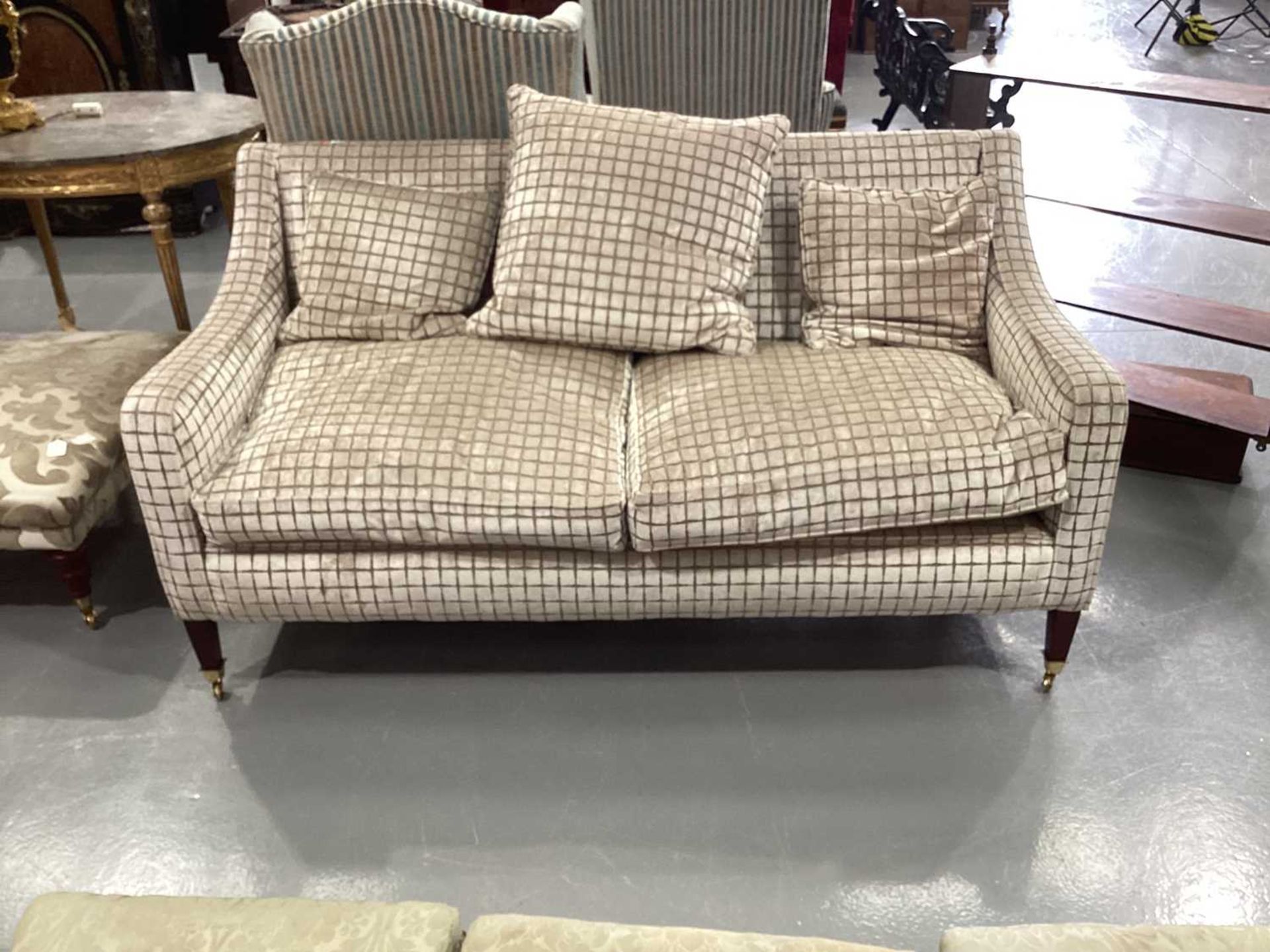 A Regency style settee, 20th century, well upholstered in a square grid pattern material, on - Image 8 of 8