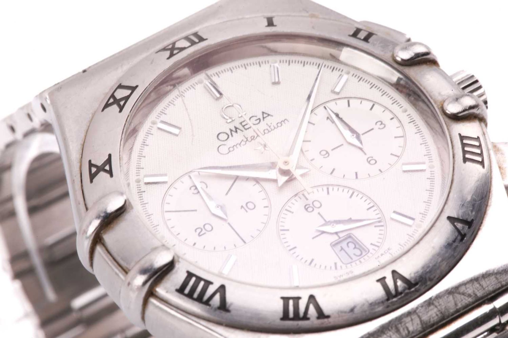 An Omega Constellation chronograph watch, featuring a Swiss-made quartz movement calibre: 1270 in - Image 3 of 8