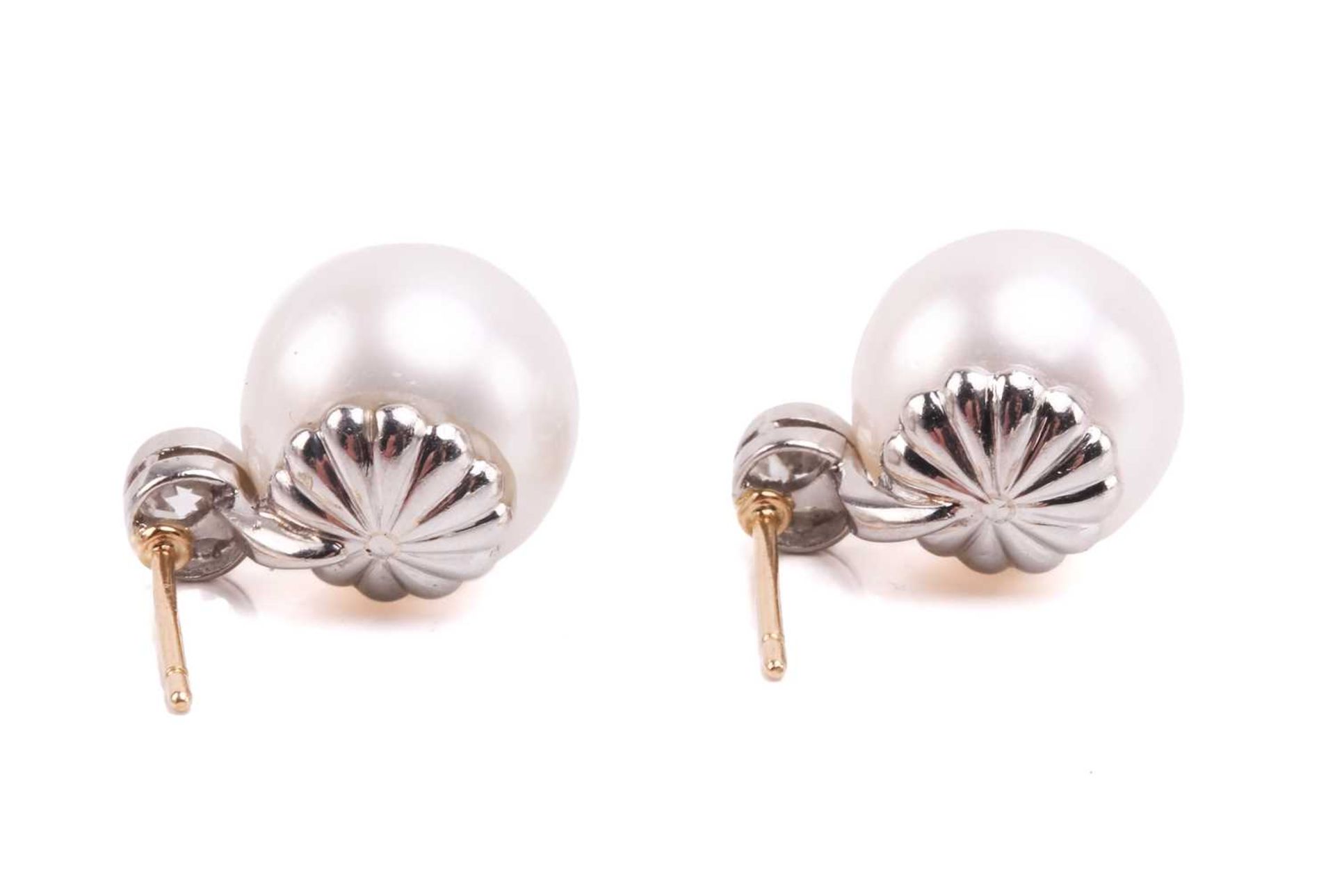 A pair of pearl and diamond earrings and a ring en suite; the central single freshwater pearl - Image 5 of 7