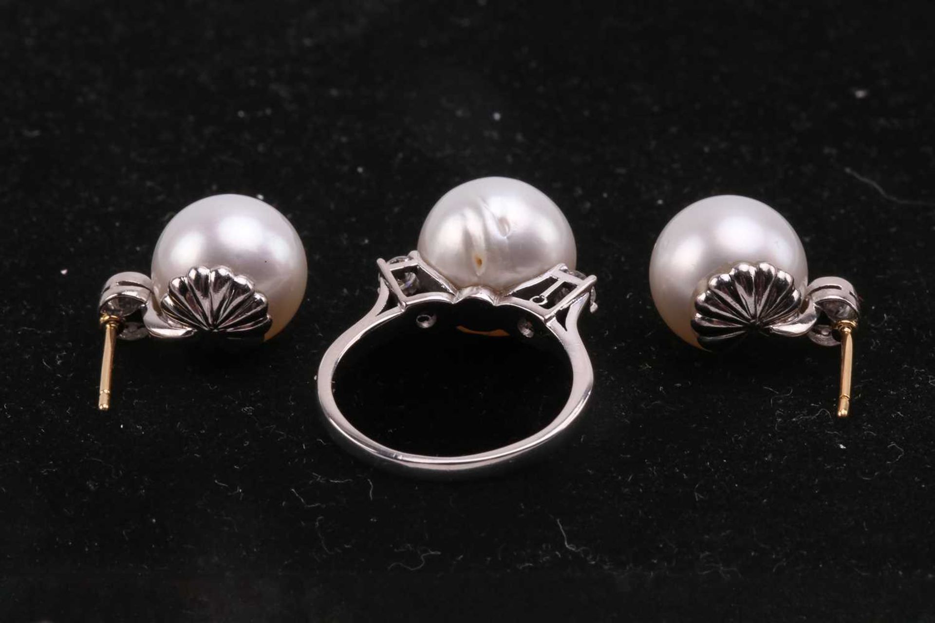 A pair of pearl and diamond earrings and a ring en suite; the central single freshwater pearl - Image 3 of 7