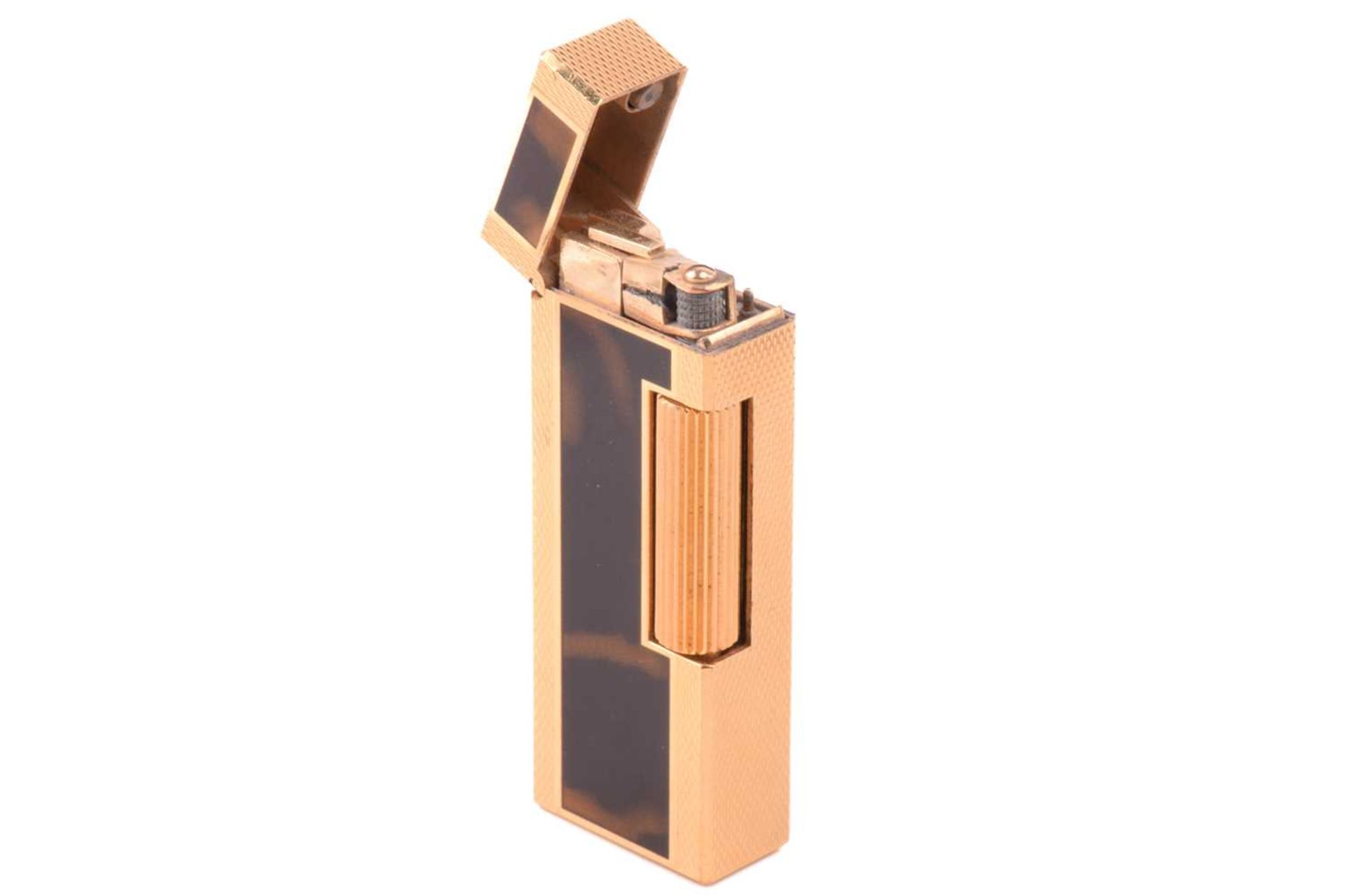 Dunhill - collectors' lot comprising a lighter, a fountain pen and a watch; the Rollagas lighter - Image 8 of 22