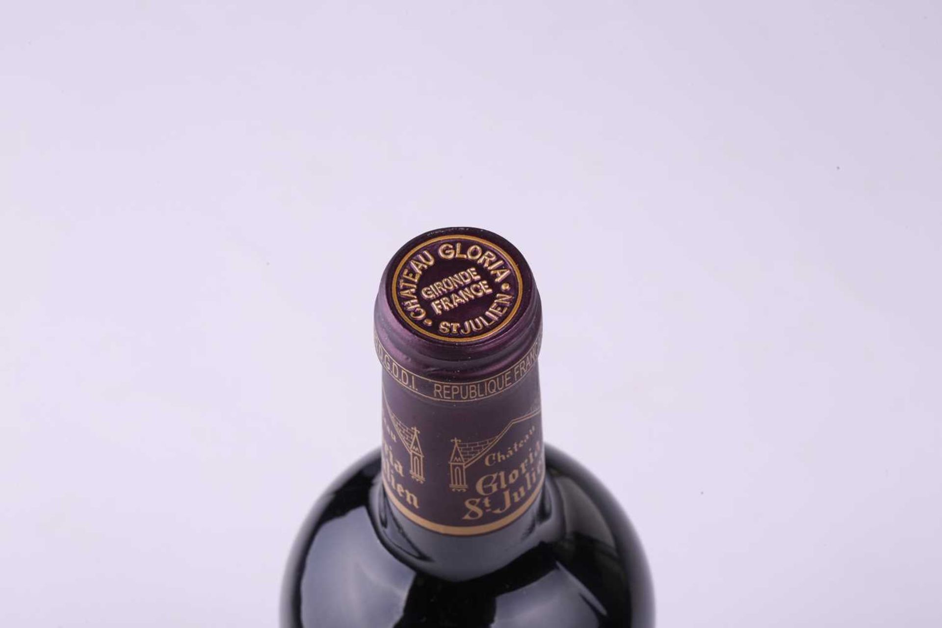 Six bottles of Chateau Gloria St Julien Bordeaux, 2011, OWCPrivate collector in London Unopened - Bild 16 aus 21