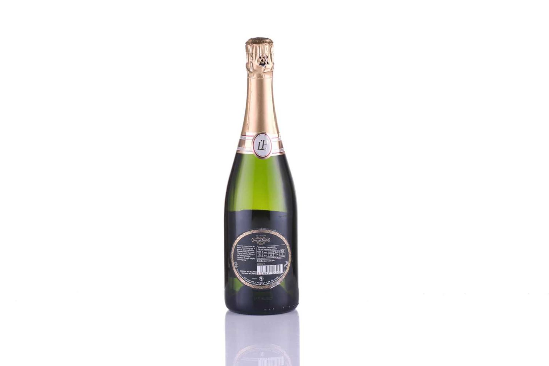 Six bottles of Laurent Perrier La Cuvee Brut Champagne, 750ml, 12%Private collector in LondonVery - Bild 3 aus 19