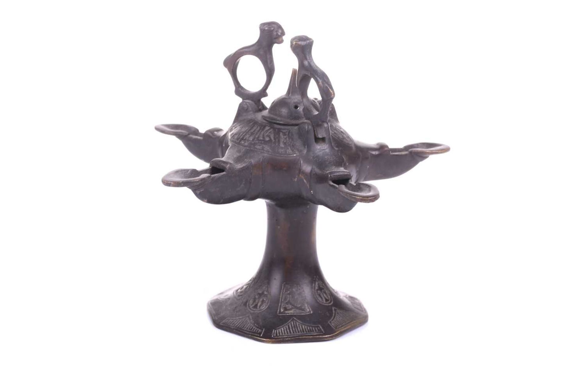 A Bactrian-style oil lamp, with five spouts around a central hinged lid and two mythical beast - Image 3 of 10