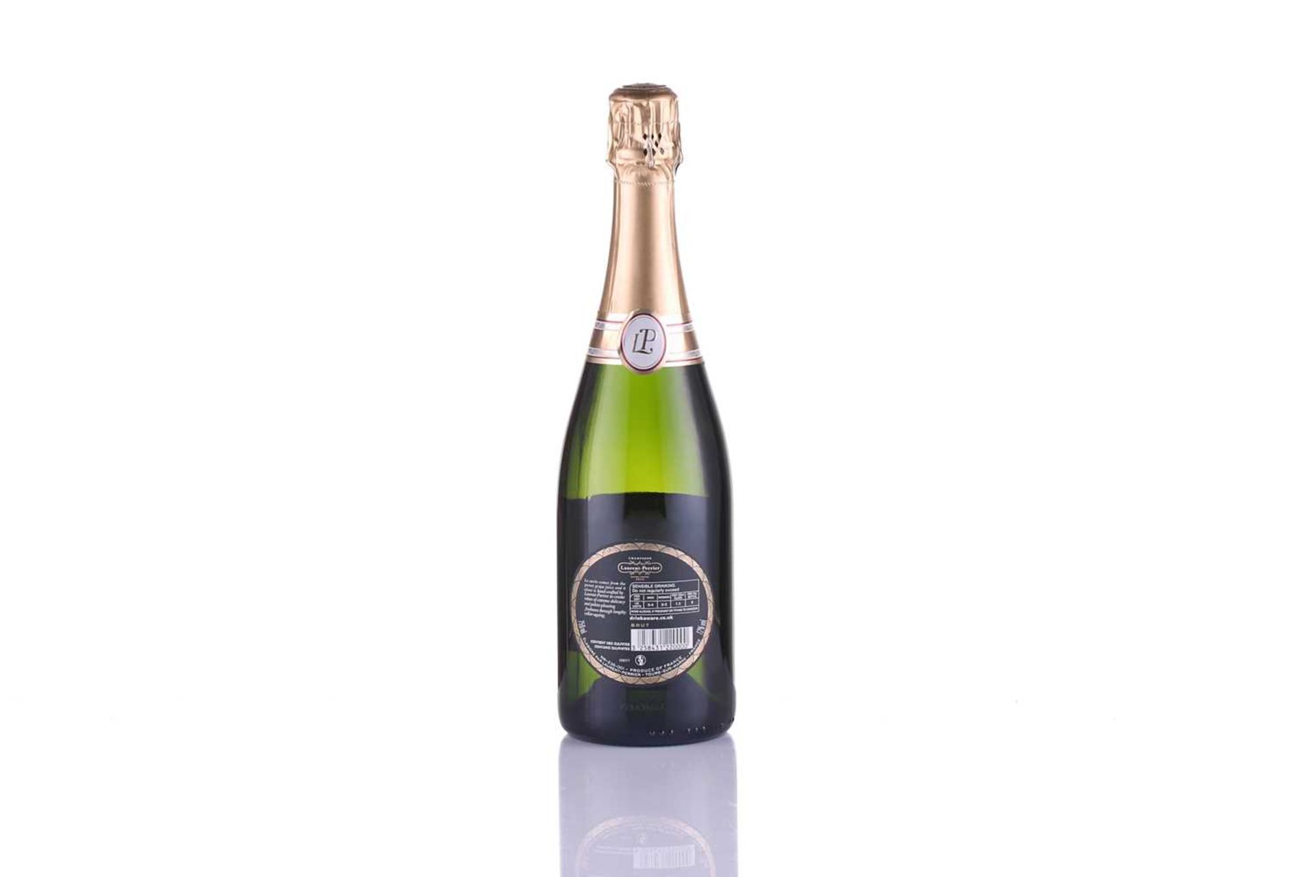 Six bottles of Laurent Perrier La Cuvee Brut Champagne, 750ml, 12%Private collector in LondonVery - Bild 13 aus 19