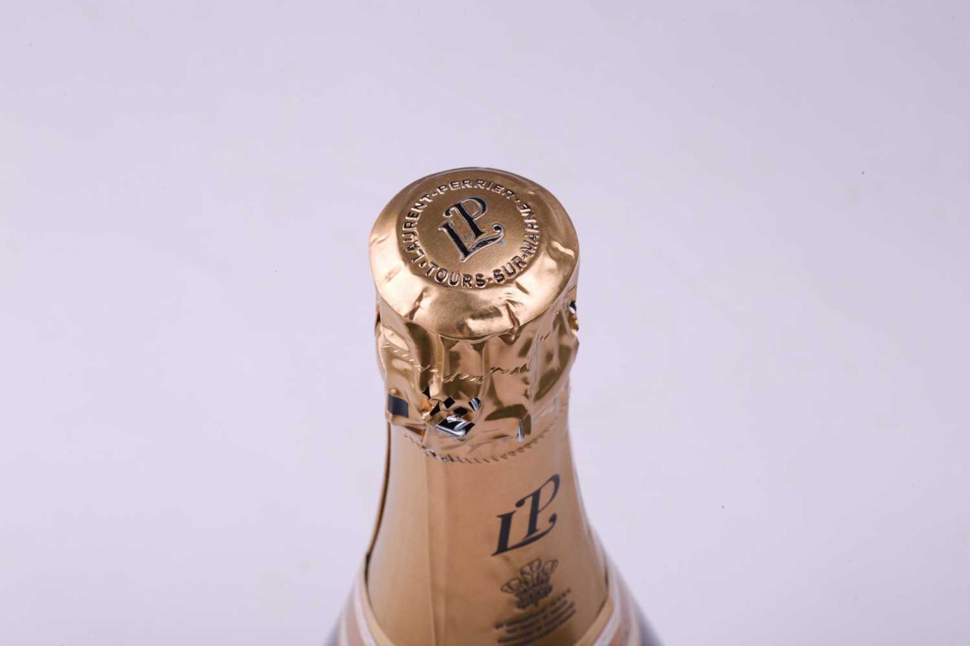 Six bottles of Laurent Perrier La Cuvee Brut Champagne, 750ml, 12%Private collector in LondonVery - Bild 15 aus 19