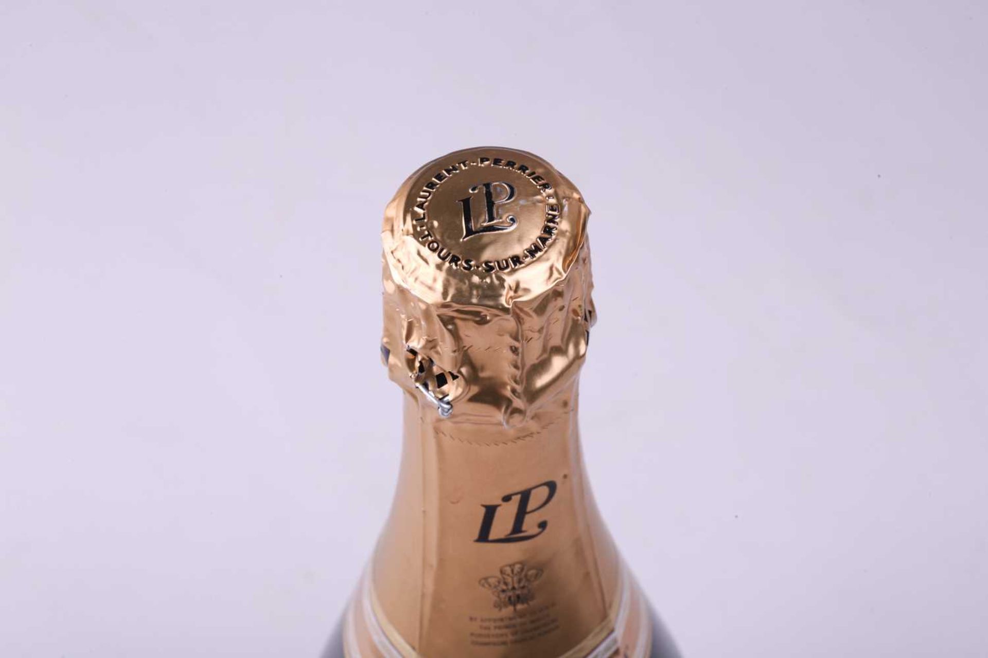 Six bottles of Laurent Perrier La Cuvee Brut Champagne, 750ml, 12%Private collector in LondonVery - Bild 14 aus 19