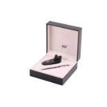 A presentation cased and boxed Mont Blanc Meisterstuck No.149 and inkwell, VS106479, 14.6 cm