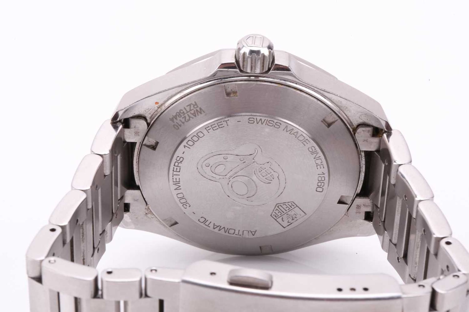 A Tag Heuer Aquaracer Calibre 5 300/1000ft steel gentlemen watch. Model: WAY2110 Serial: RZT5844 - Image 4 of 5