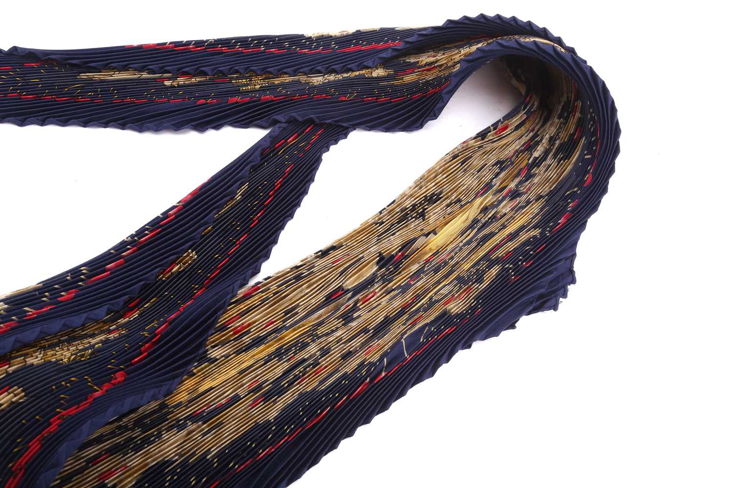 Hermès - 'Les Merises (Cherries)' silk pleated scarf in navy and gold colourway, illustrated with - Image 6 of 6