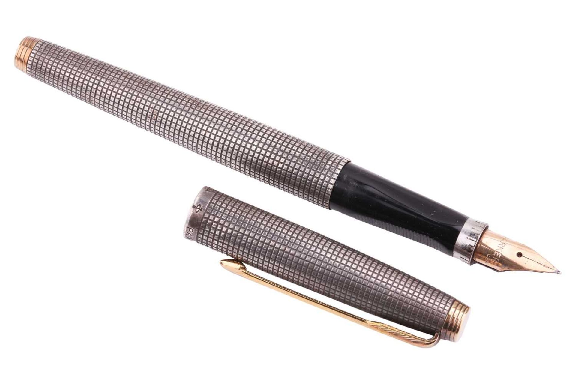 Parker- a cartridge fountain pen, the white metal barrel and pull-off cap with chiselled - Image 2 of 6