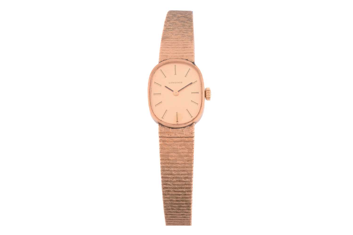 A Longines 9ct gold dress watch. Model: Serial: 51867936 Case Material: 9ct gold Case diameter: 19mm - Image 2 of 7