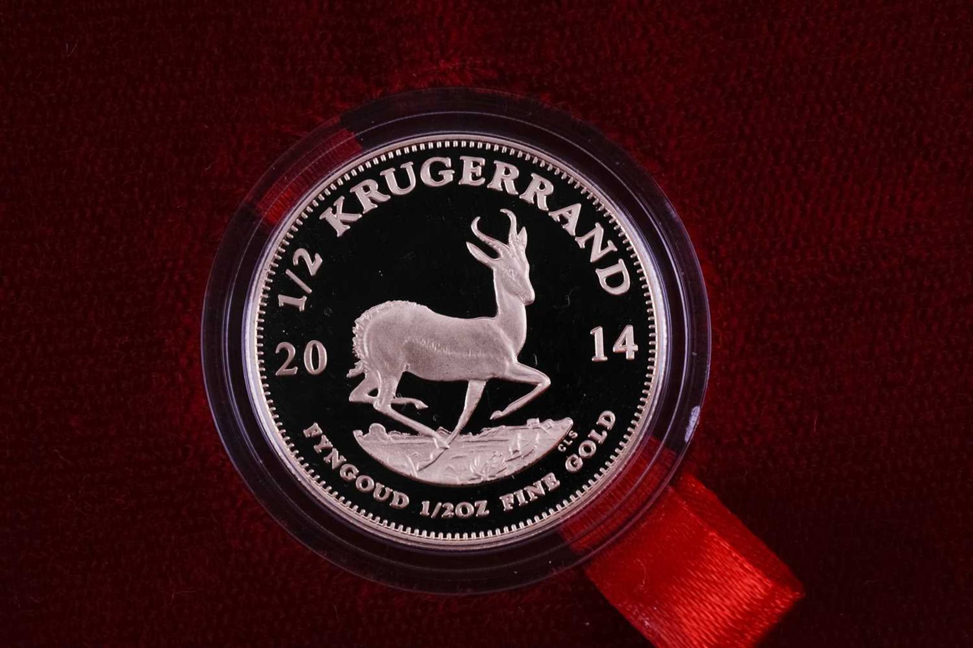 A fractional proof Krugerrand set, 2014, the boxed three coin set comprising 1/2oz, 1/4oz and 1/10oz - Image 6 of 11