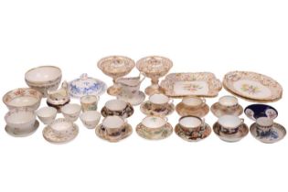 A good quantity of 18th and 19th-century porcelain, to include New Hall, Worcester and others,