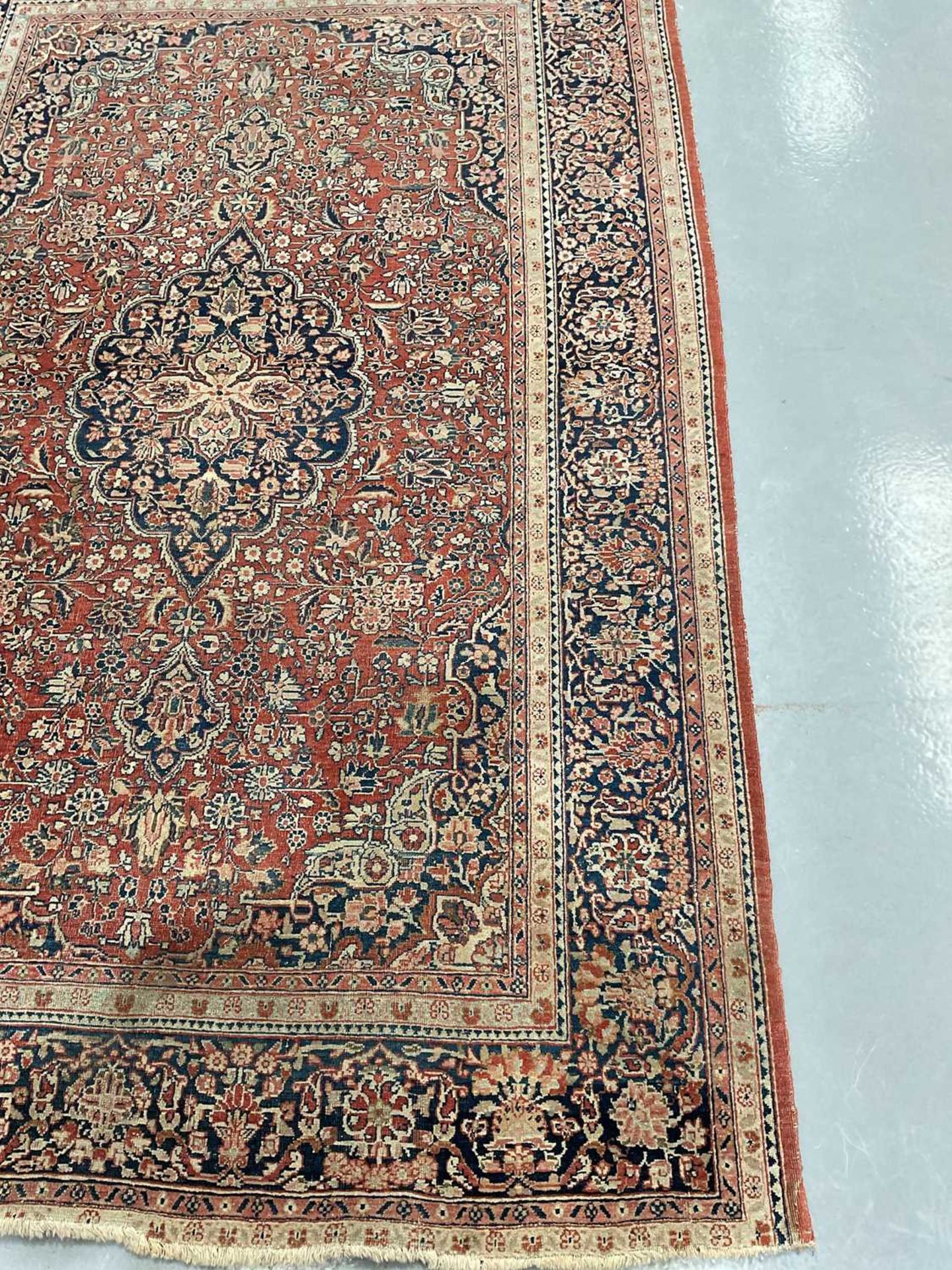 A Kashan rug with central medalion within borders, 202 x 133cm (2) Provenance: The contents of The - Image 4 of 9