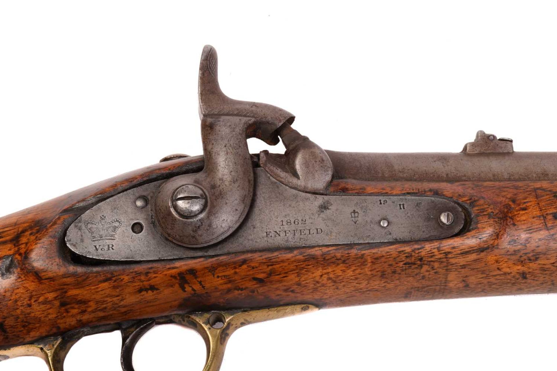 A Victorian Enfield 1856 Indian pattern percussion carbine, the lock dated1862 and bearing crown - Image 4 of 6
