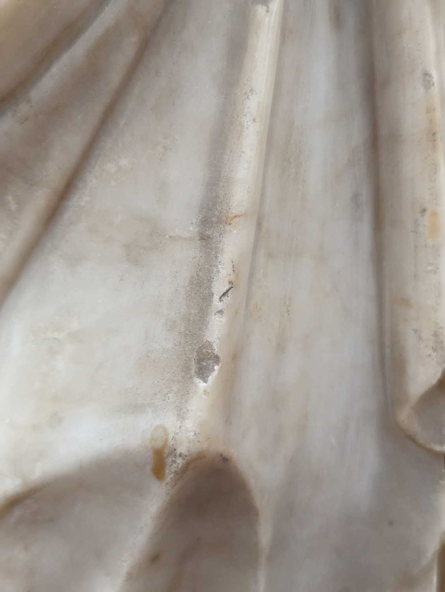 A 16th/17th-century alabaster carving of the Madonna and Child (Mary lacking a crown), depicted - Image 21 of 35